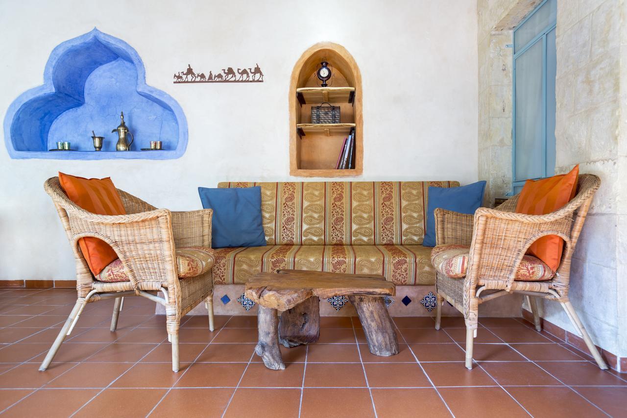 The Well Inn Beersheba Extérieur photo